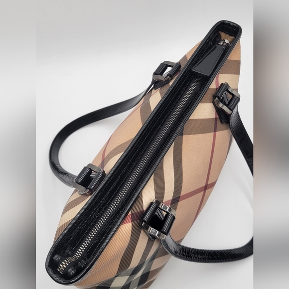 💥FLASH SALE💥 Burberry NOVA Tote , Vintage, EUC - Picture 4 of 12